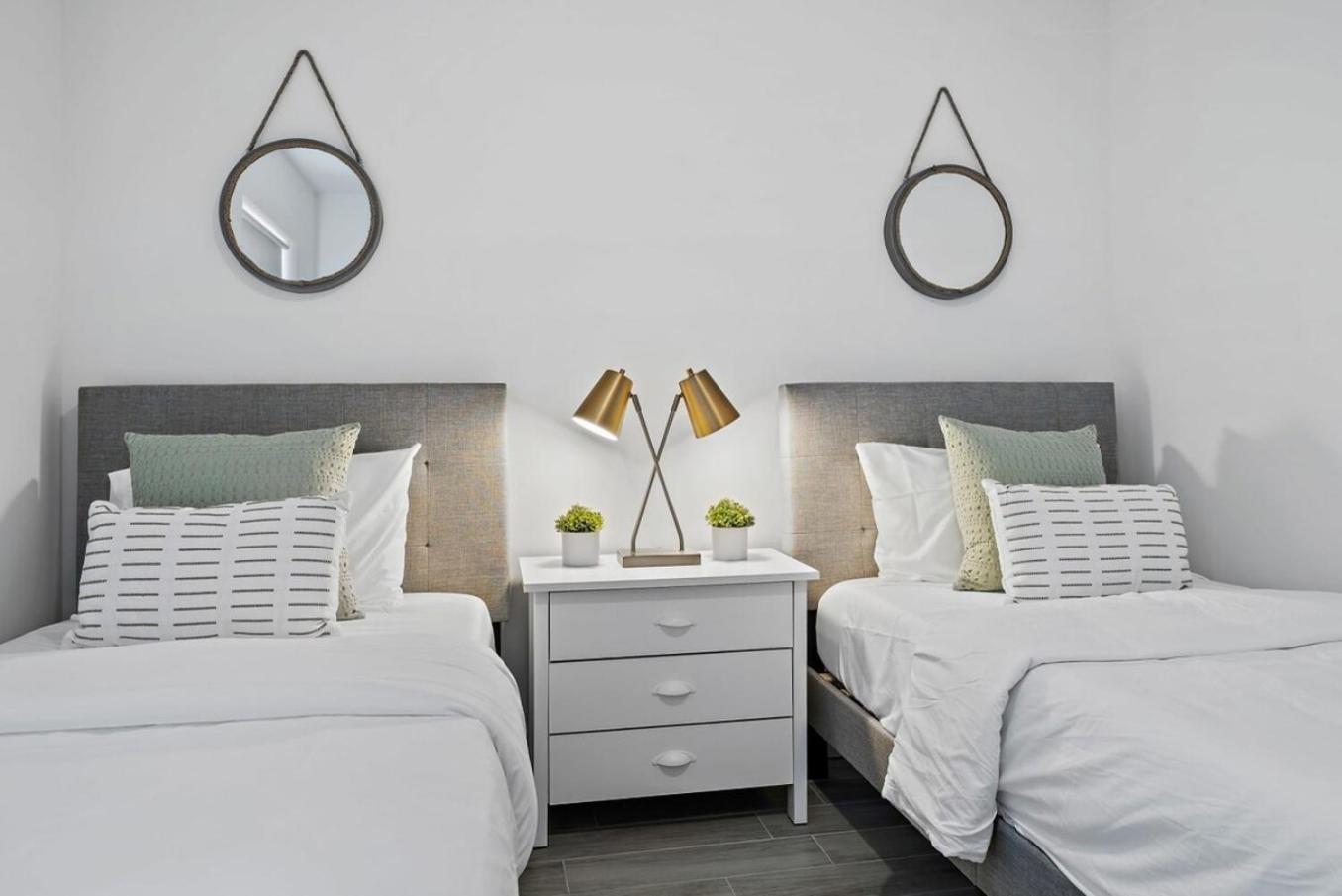 New! Few Minutes To Downtown, 10 To The Beach! West Palm Beach Eksteriør bilde